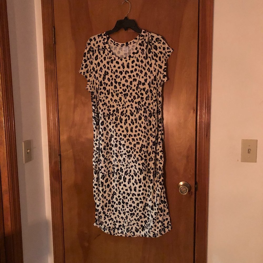 XL Cream colored maternity dress with black and brown spots.